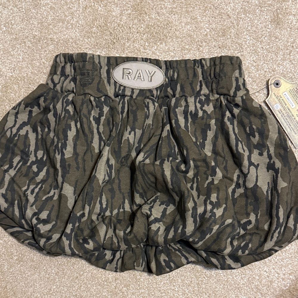 Women’s Camouflage Bubble Shorts - Olive Green